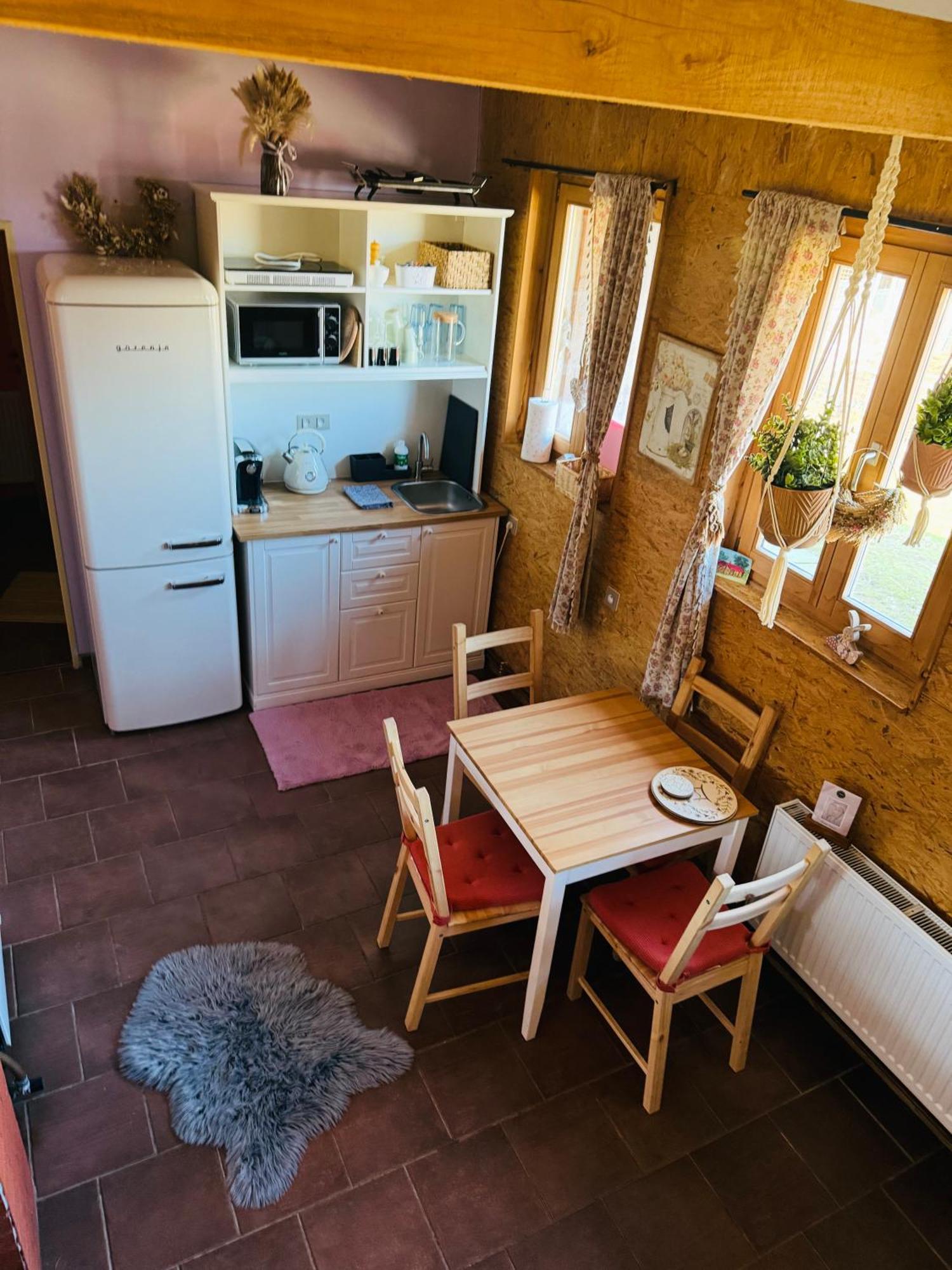 Apartman Na Ranci Pod Lovosem Velemin Dış mekan fotoğraf